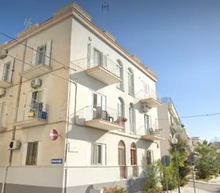 Myriamare